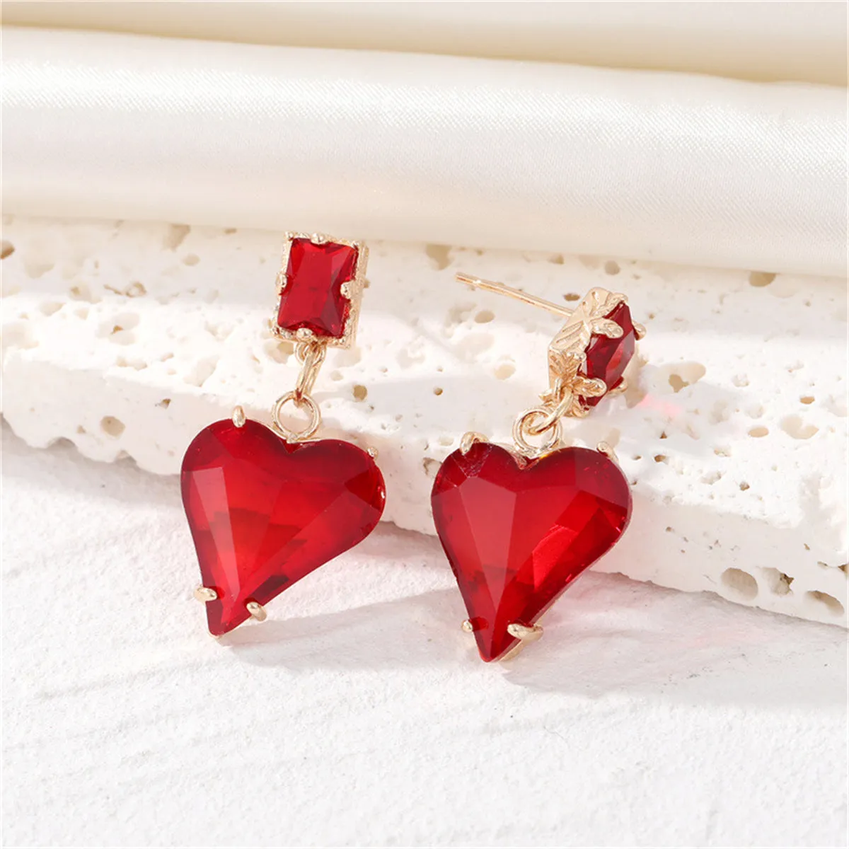 Red Crystal & 18K Gold-Plated Heart Pendant Necklace & Drop Earrings