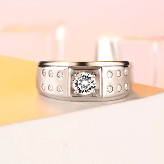 Round Cut Men's Wedding Ring