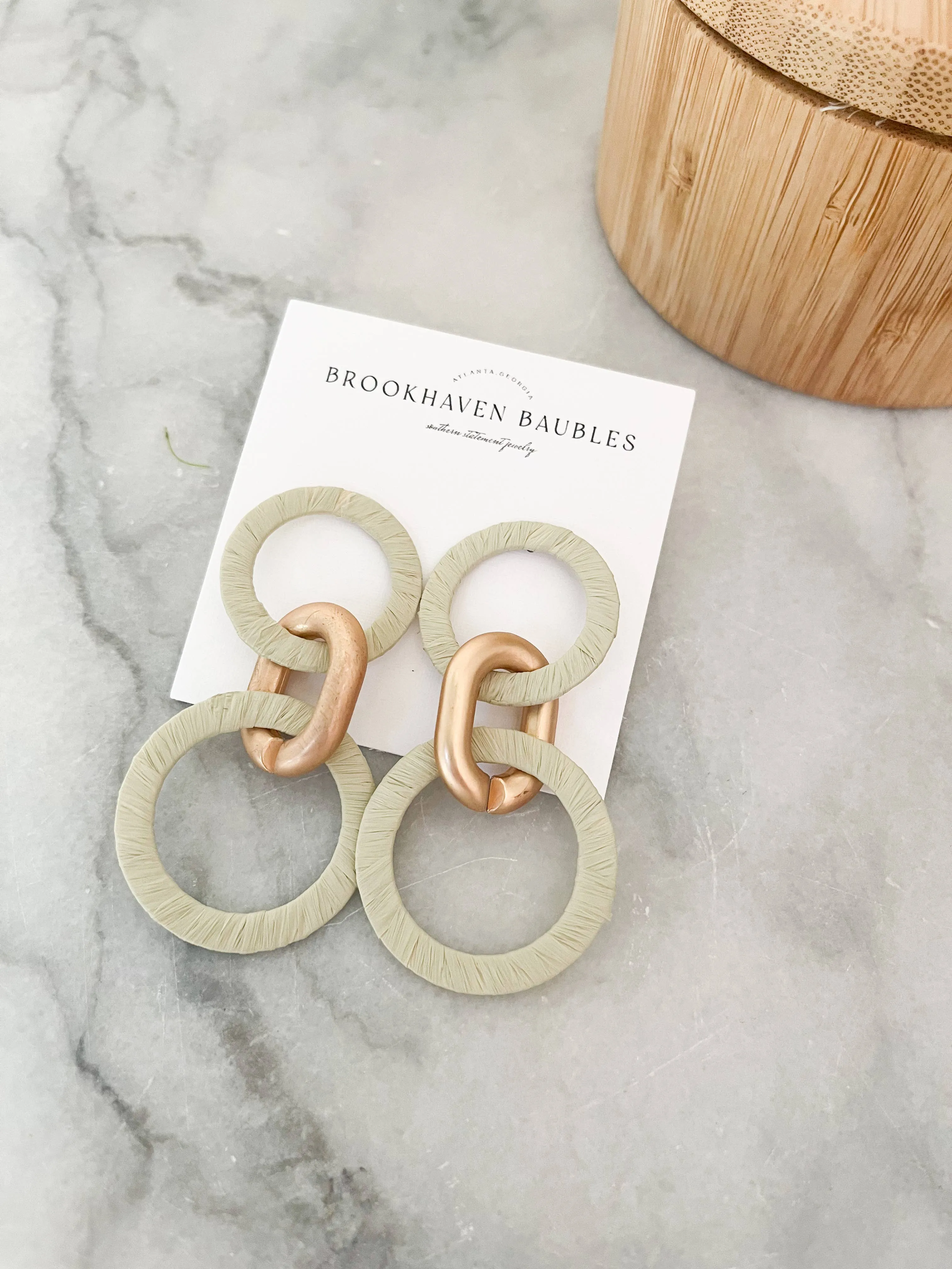 Sage Green & Matte Gold circle link earring