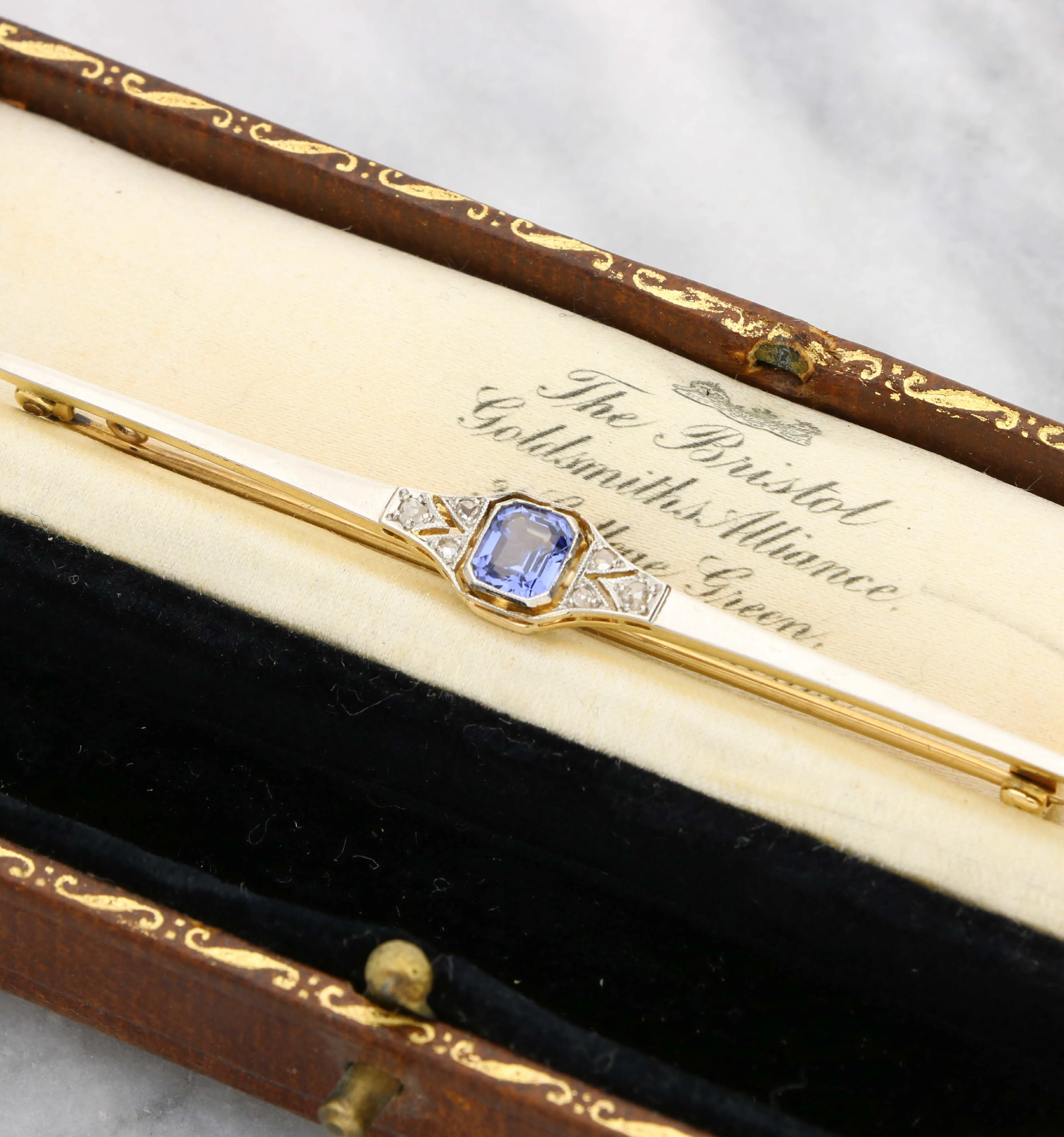 Sapphire and diamond brooch