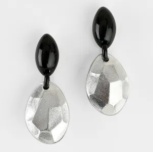 STATEMENT DROP EARRINGS.BLACK/SILVER