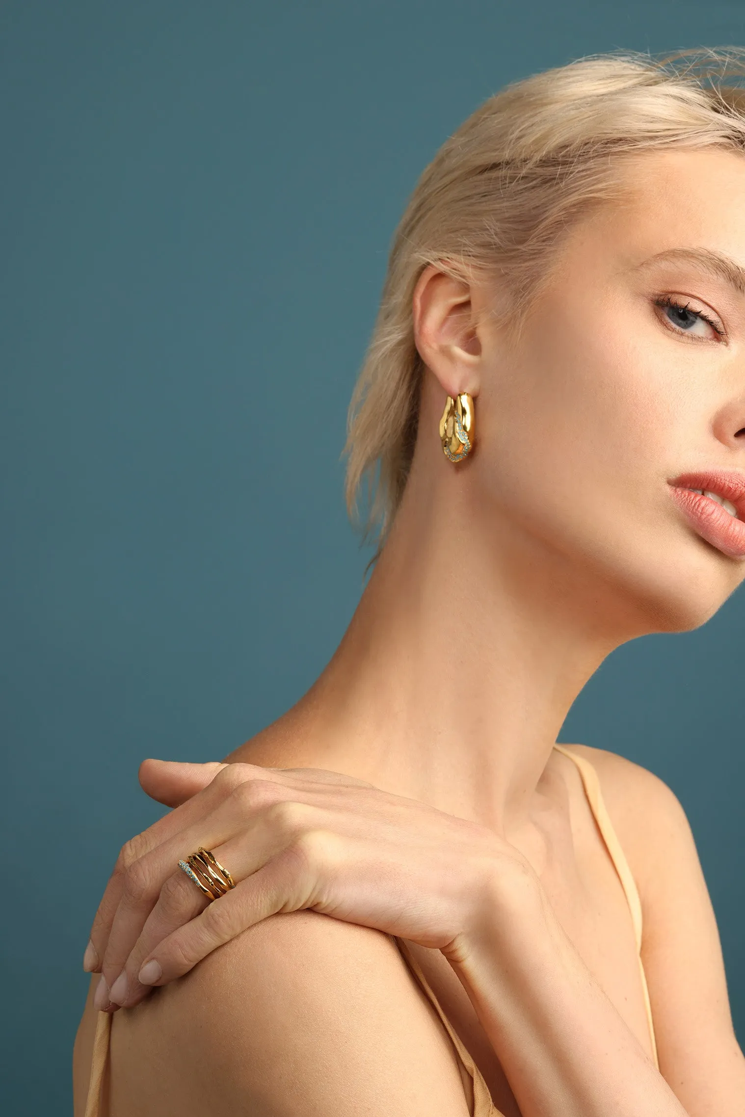 STATEMENT WAVES HOOPS WITH HANDSET STONES