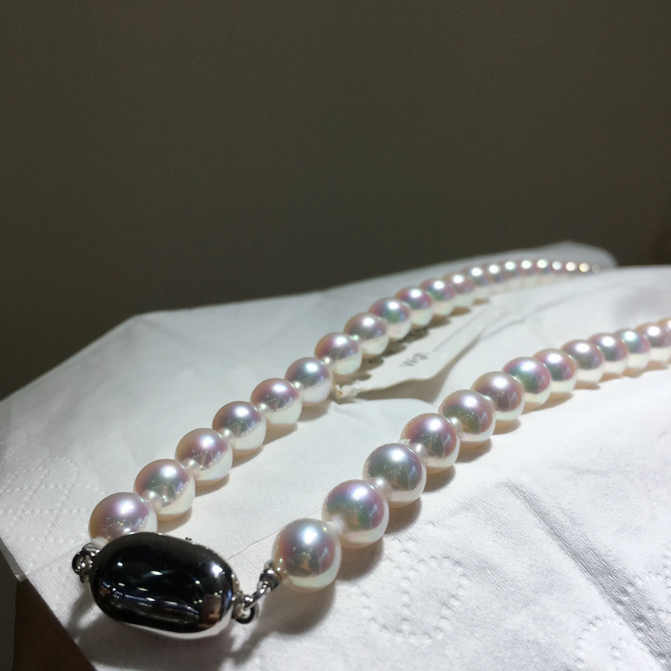 TEN-NYO | 天女 | 7.0-7.5 mm Japanese Akoya White Pearl Necklace - PSL Certificate