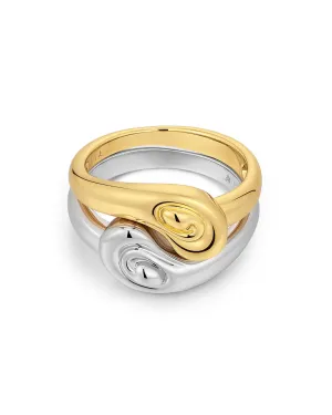 The Two-Tone Coquille Ring Set