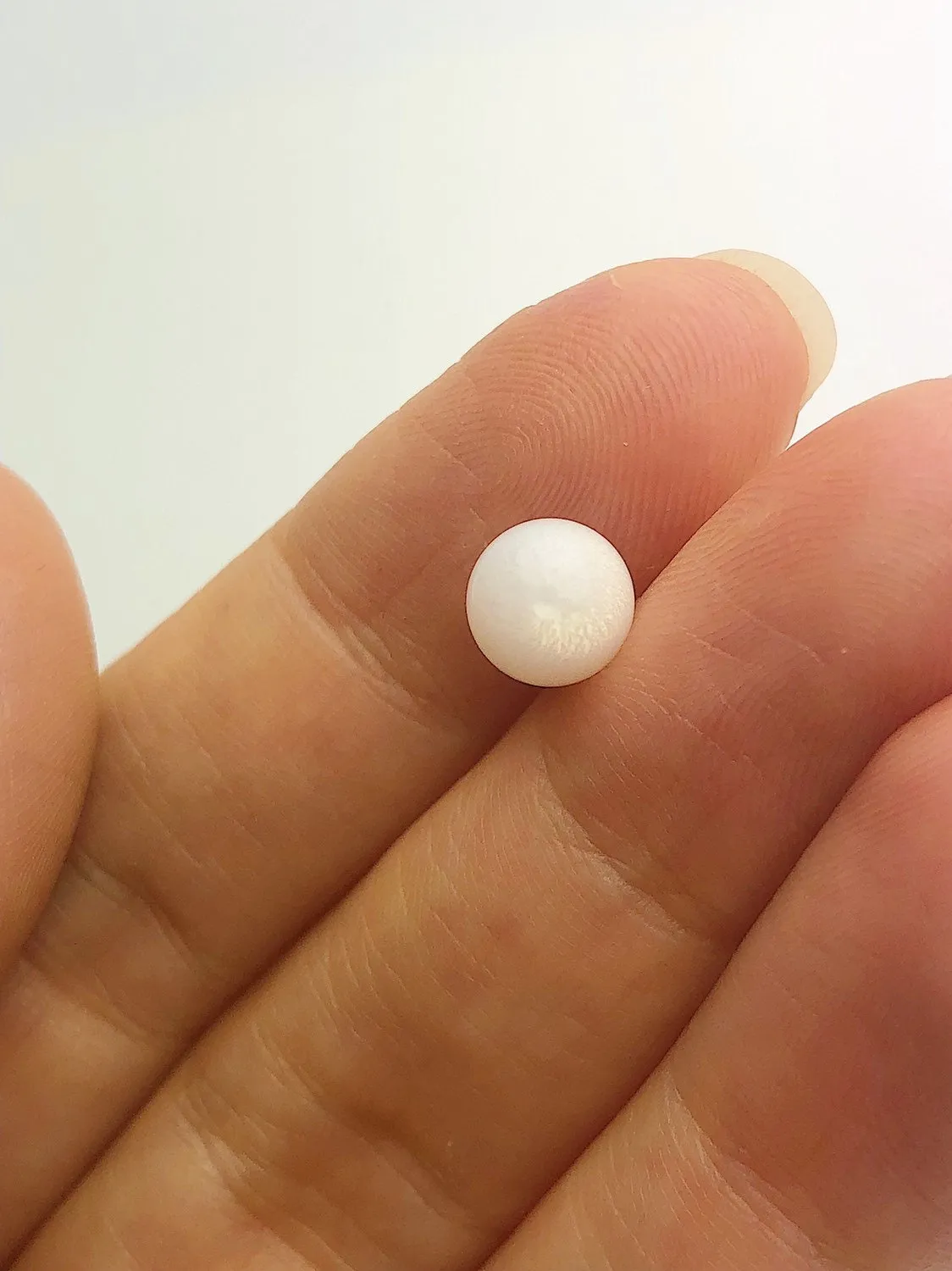 Tridacna White Clam Pearl Loose 8.59mm x 7.24mm No. 34