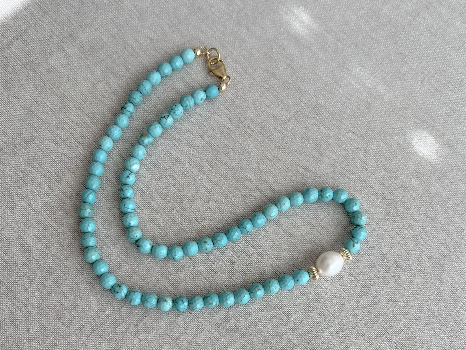 Turquoise Necklace with Freshwater Pearl