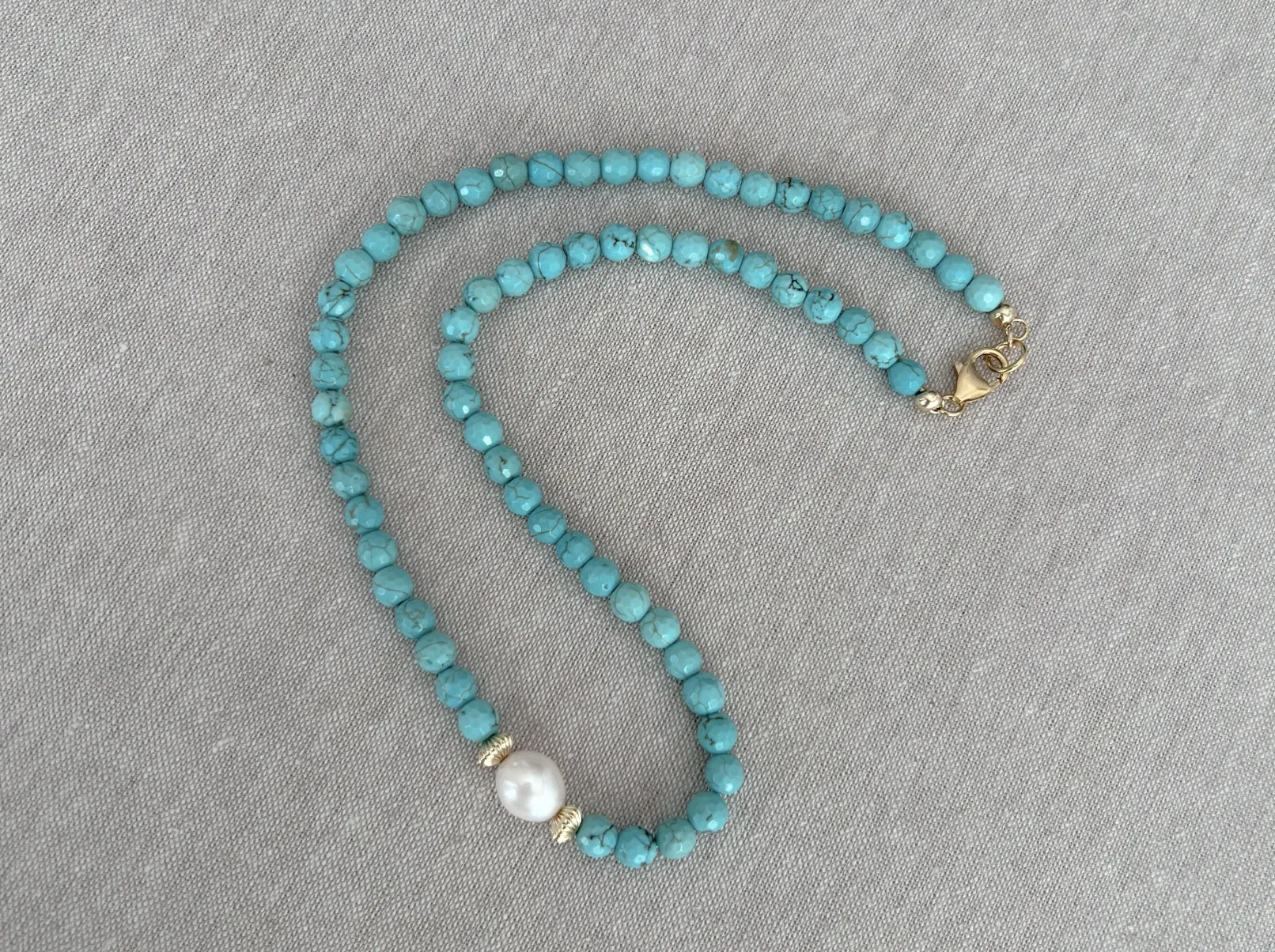 Turquoise Necklace with Freshwater Pearl