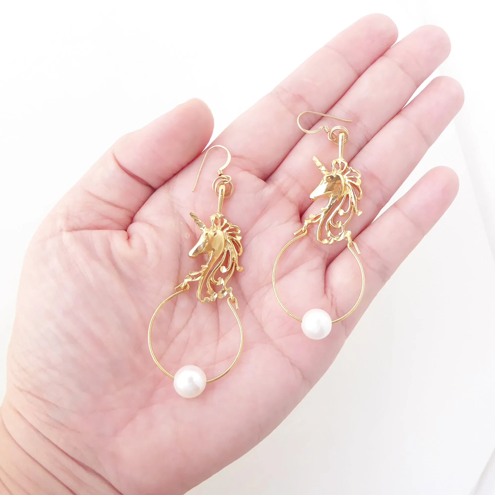Unicorn pearl earrings