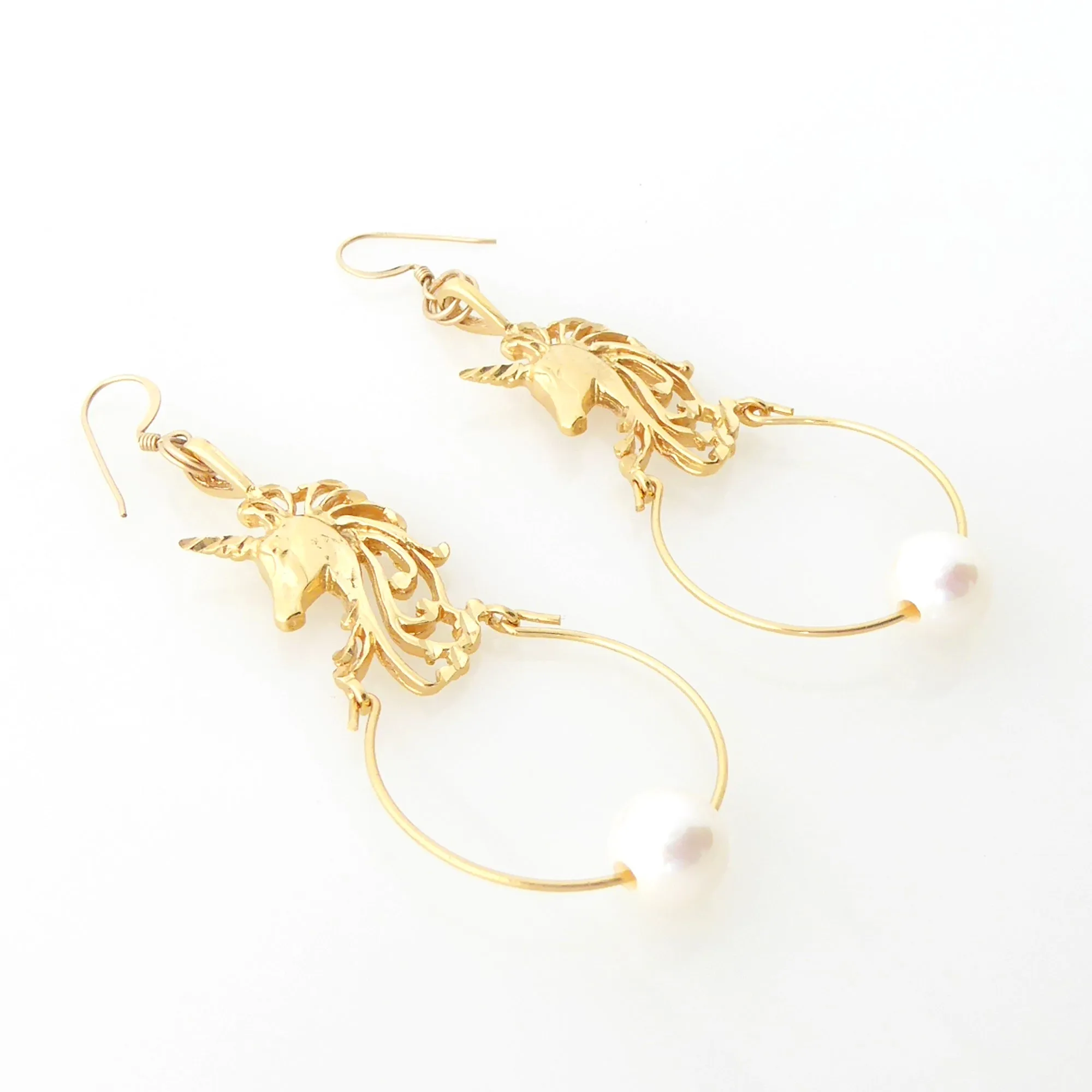 Unicorn pearl earrings