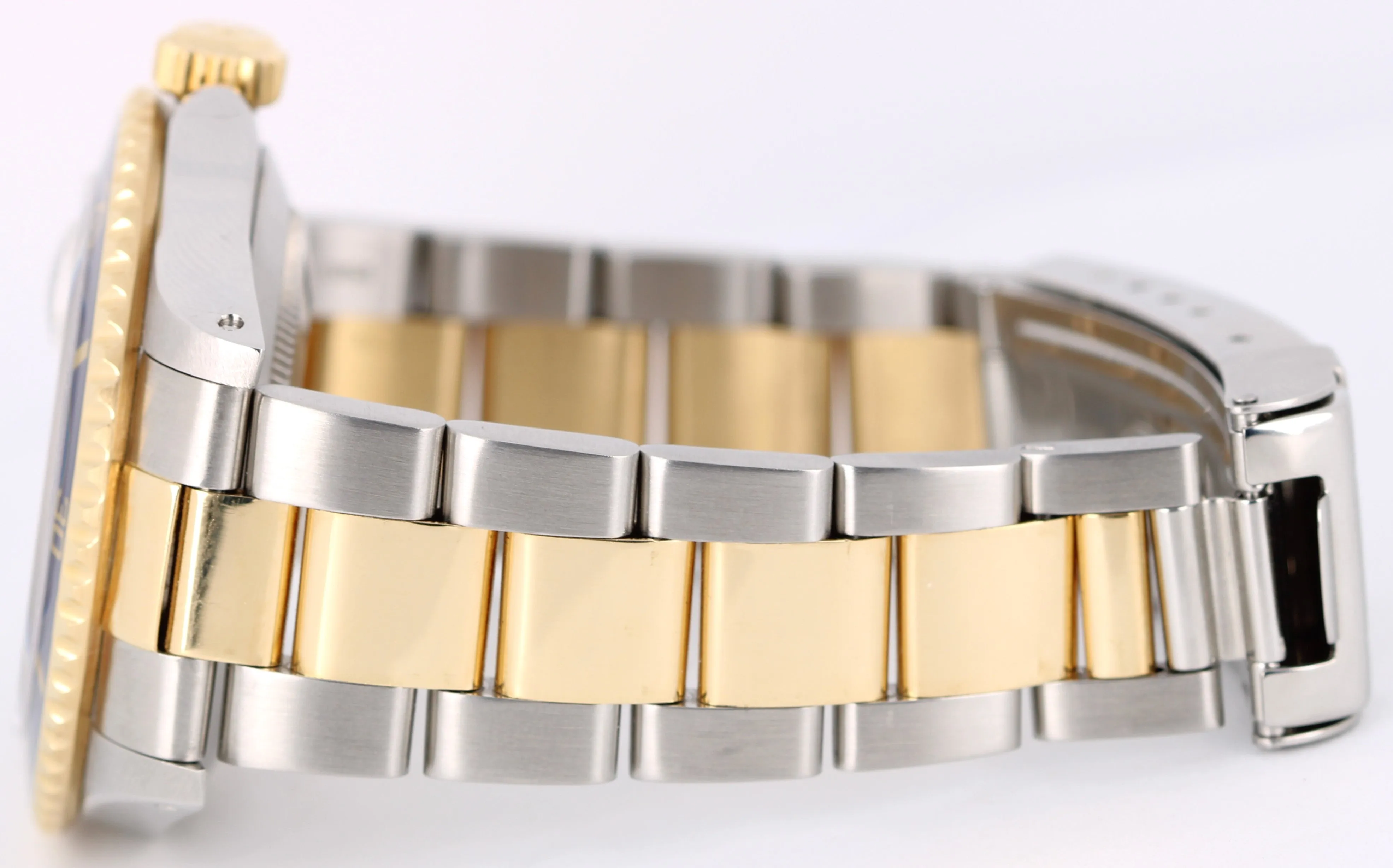UNPOL. Rolex Submariner Date Two-Tone SERTI DIAMOND CHAMPAGNE 40mm 16613 Watch