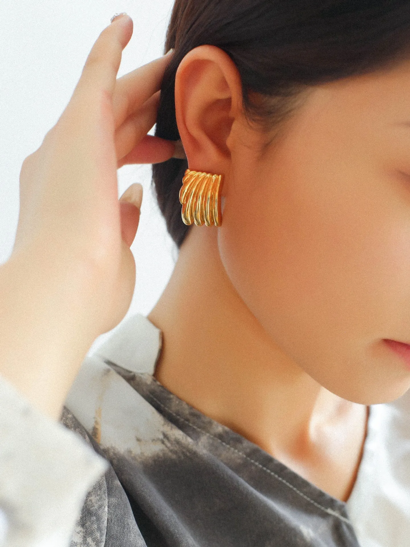 Vertical Striped Metal Geometric Earrings