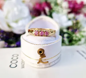Vintage 9ct Yellow Gold Blush Pink Sapphire 3 Stone Trilogy Ring / Size N or 7