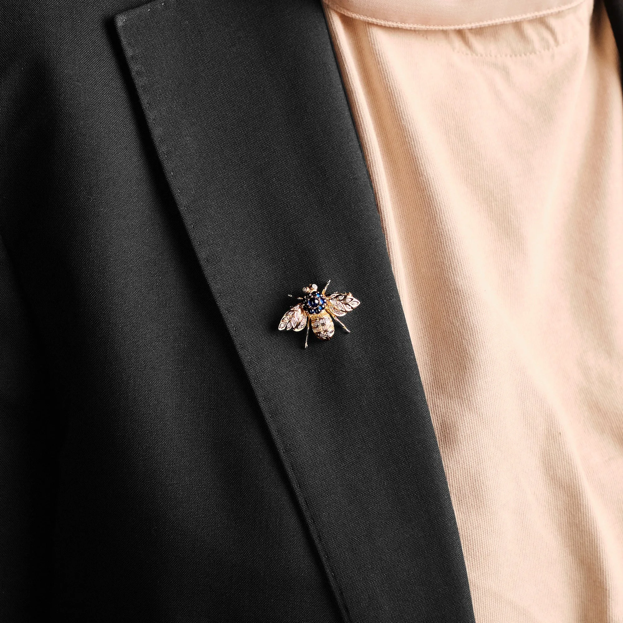 Vintage Bumblebee Sapphire Brooch