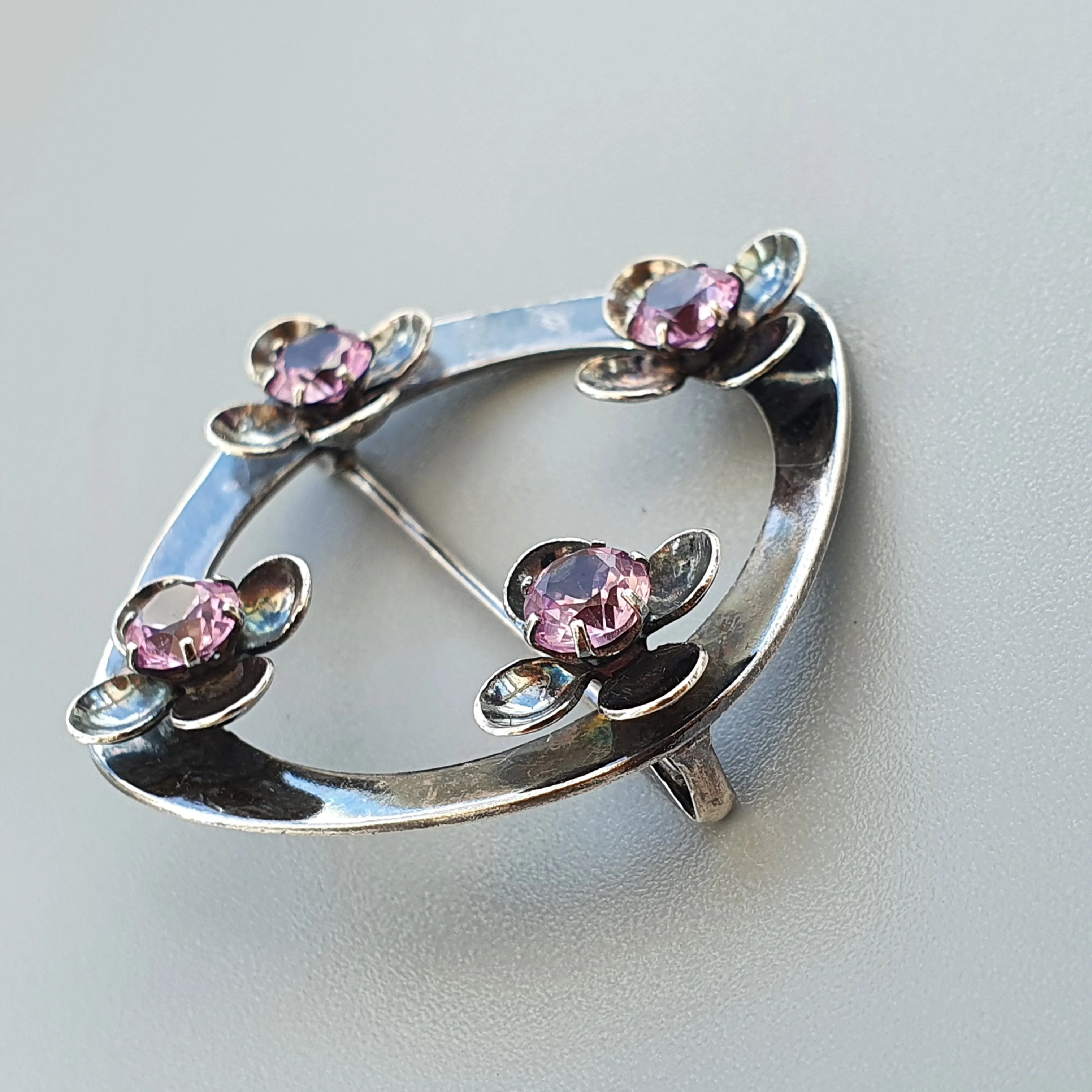 Vintage Modernist Silver & Lab-Created Pink Sapphire Flower Brooch by Kultaseppa Salovaara 1968