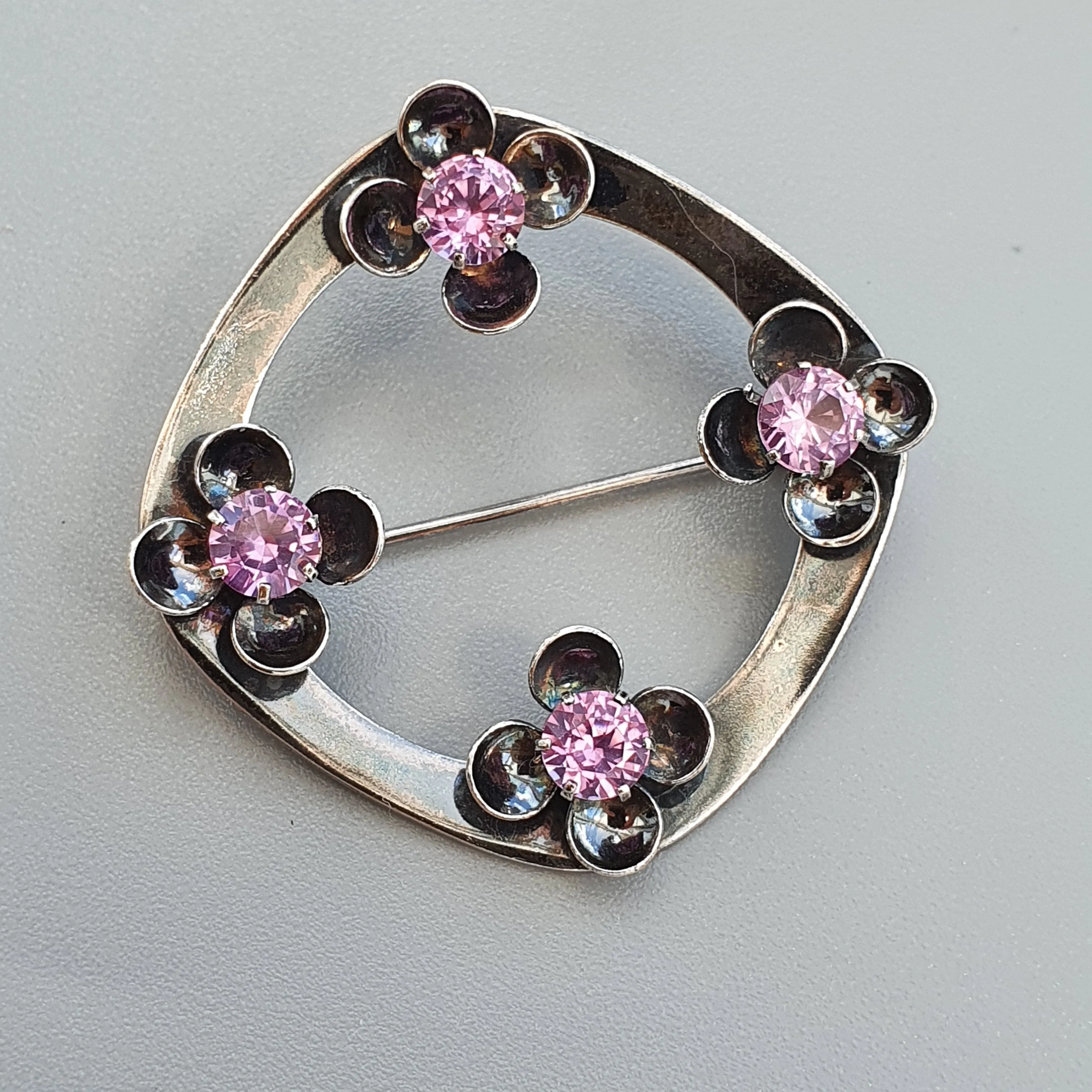 Vintage Modernist Silver & Lab-Created Pink Sapphire Flower Brooch by Kultaseppa Salovaara 1968