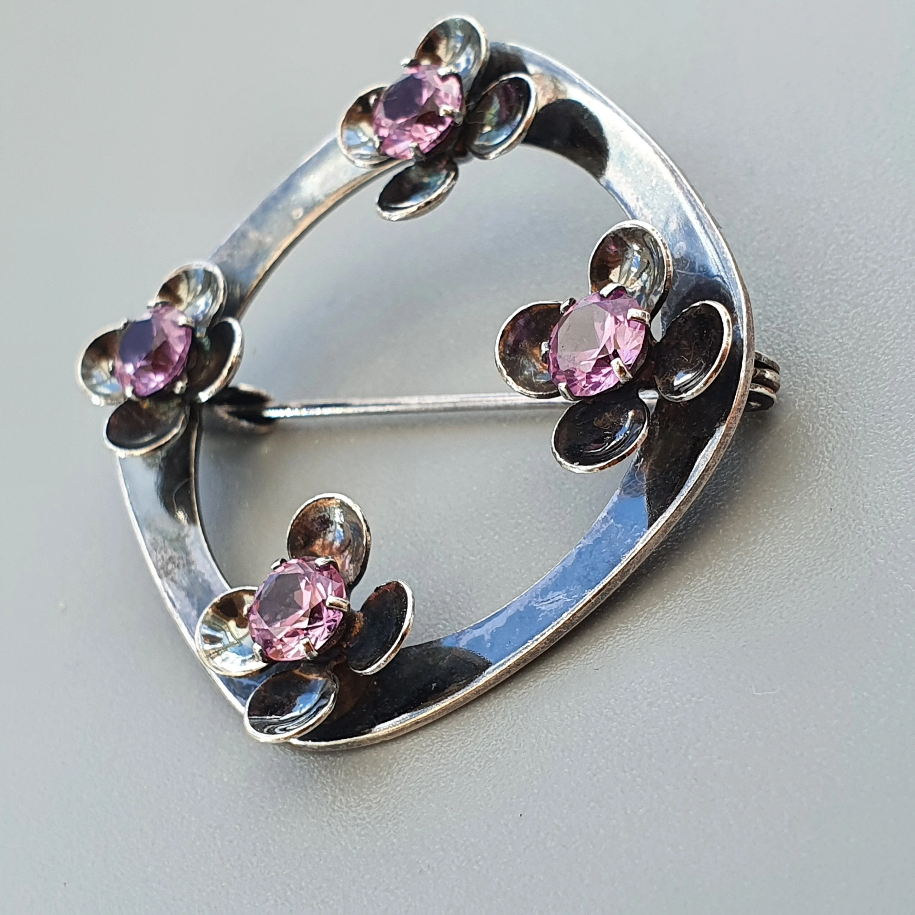 Vintage Modernist Silver & Lab-Created Pink Sapphire Flower Brooch by Kultaseppa Salovaara 1968