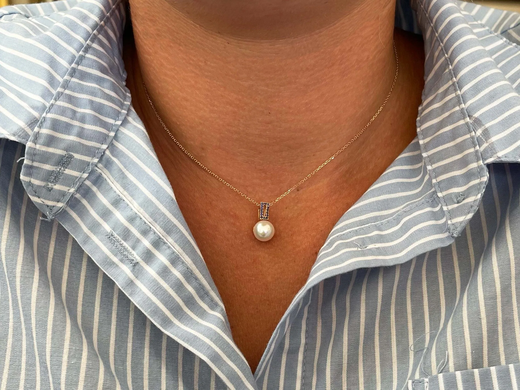 White Pearl & Sapphire Pendant With Chain in 14k Rose Gold